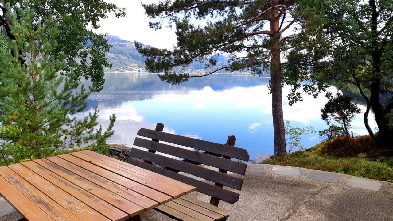 Teigen Leirstad, Feriehus Og Hytter Eikefjord Exterior photo